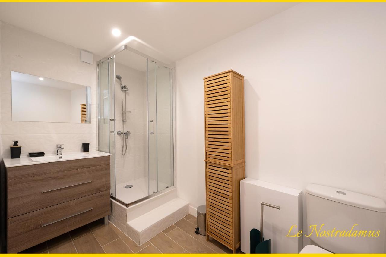 Le Nostradamus - Magnifique Appartement Cours Principal Plein Centre Avec Parking ซาลง-เดอ-โพรวองซ์ ภายนอก รูปภาพ