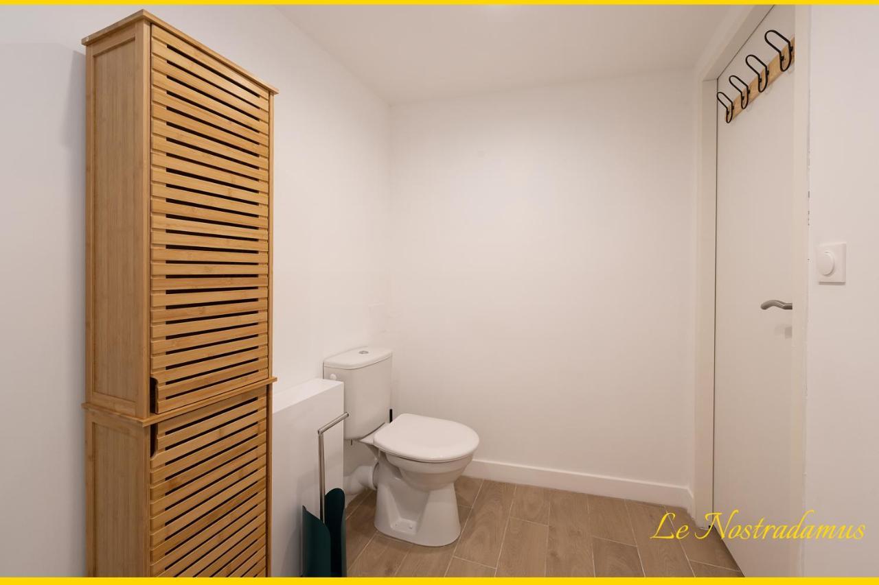 Le Nostradamus - Magnifique Appartement Cours Principal Plein Centre Avec Parking ซาลง-เดอ-โพรวองซ์ ภายนอก รูปภาพ