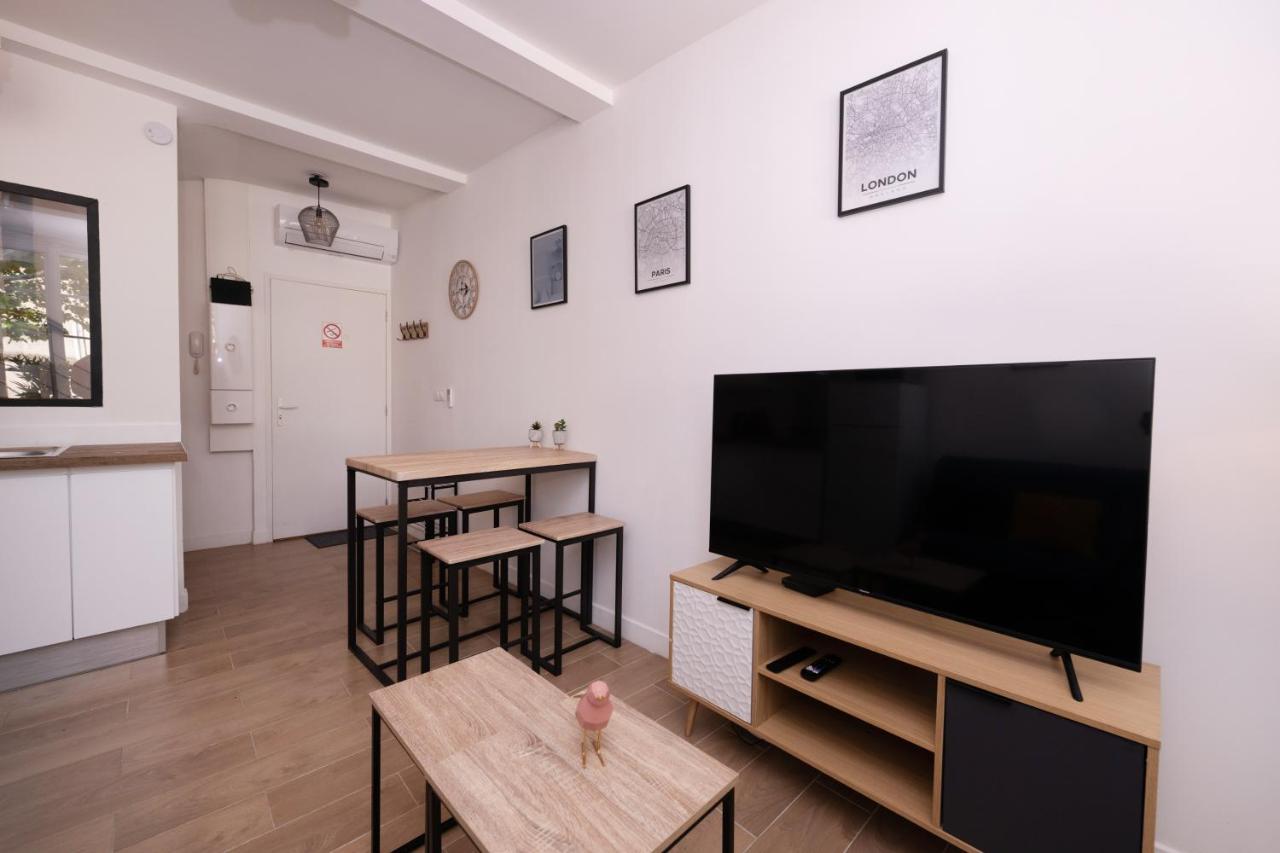 Le Nostradamus - Magnifique Appartement Cours Principal Plein Centre Avec Parking ซาลง-เดอ-โพรวองซ์ ภายนอก รูปภาพ